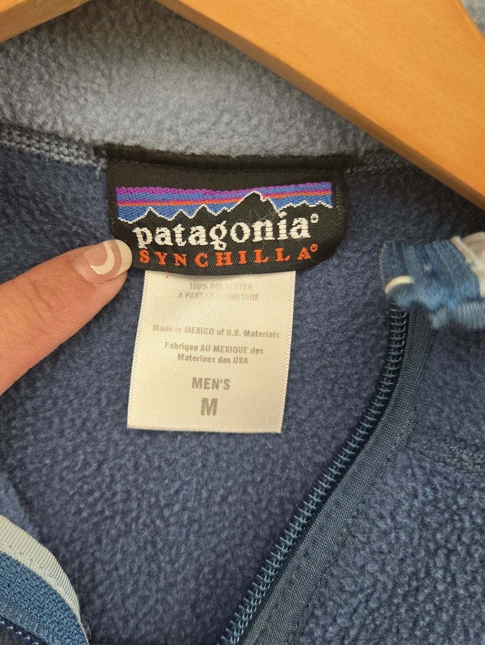 Patagonia Men's Blue Full‑Zip Fleece Vest-Size M - Picture 2 of 5